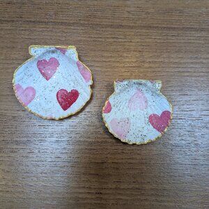 Handmade heartful decoupage shells w/glass glitter